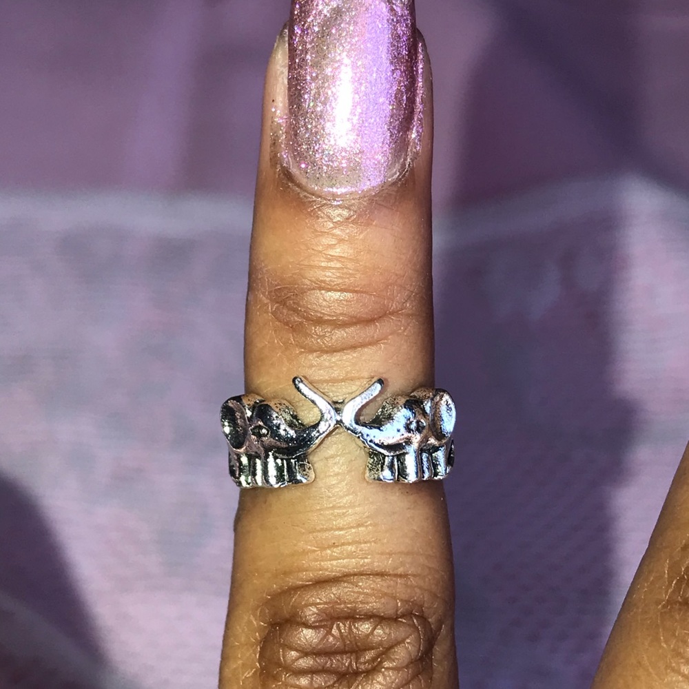 Elephant ring - Picture 3 of 4